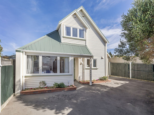 63 Ellesmere Avenue Miramar
