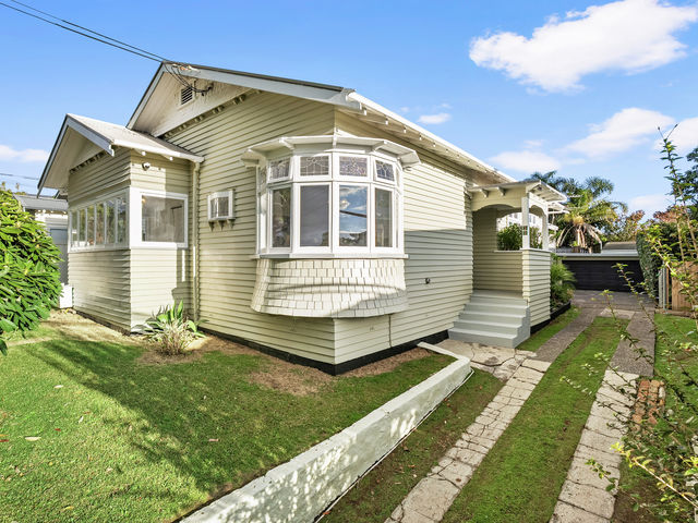 24 Margaret Avenue Mount Albert
