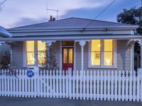 photo property thumbnail