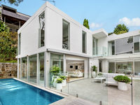 photo property thumbnail