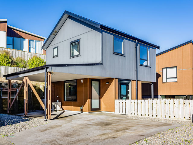 30 Astelia Way Woodridge
