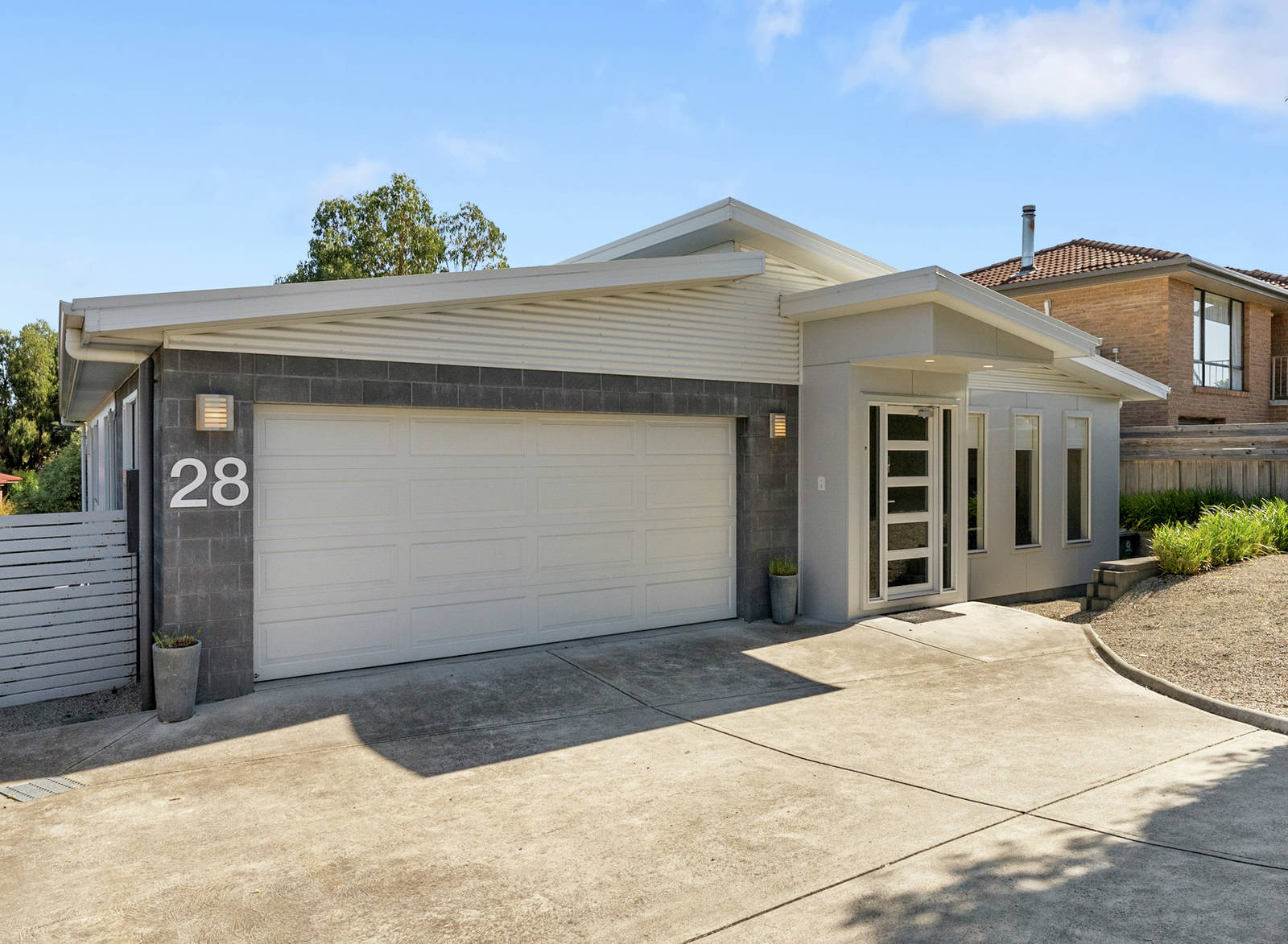 28 Arncliffe Road, Austins Ferry 4 Bed House For Sale