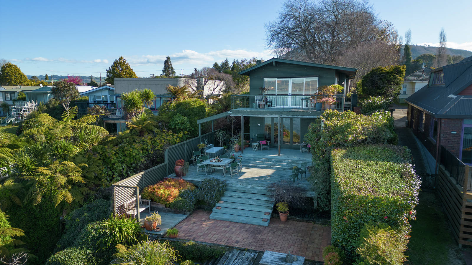 125 Koutu Road, Kawaha Point, Rotorua 6 Bed House Sale By Deadline