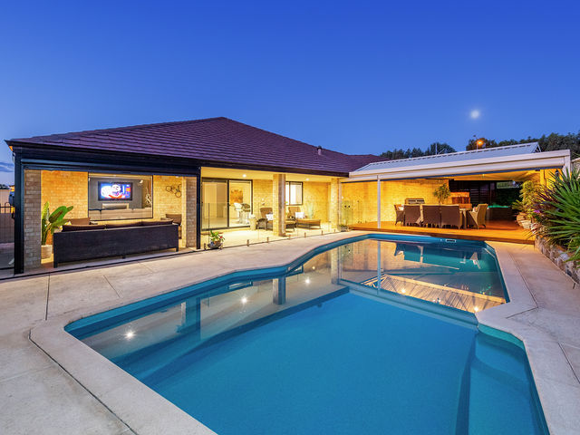 26 Frenchmans Crescent Secret Harbour