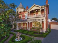 photo property thumbnail