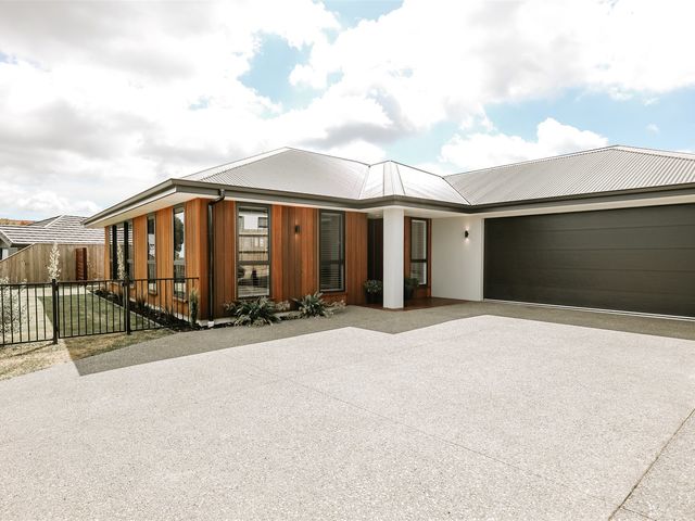 43 Katania Heights Brightwater