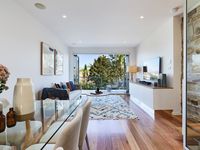 photo property thumbnail