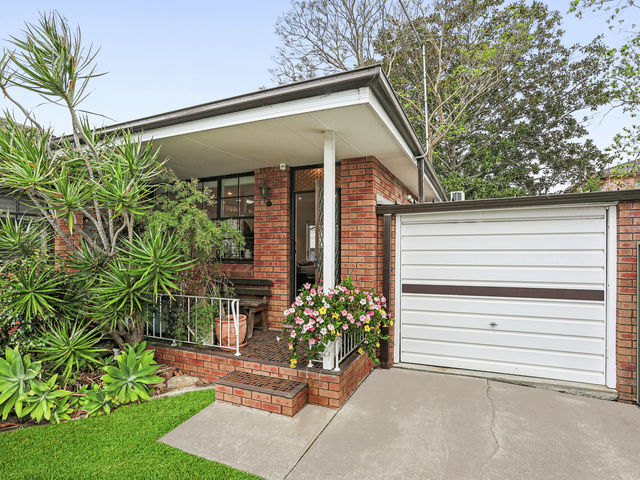 4/18 Burlington Street Monterey