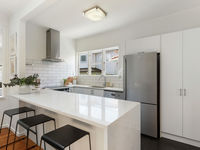 photo property thumbnail