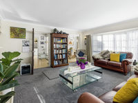 photo property thumbnail