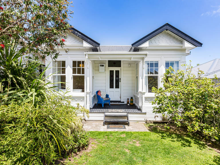 69 Herald Street Berhampore