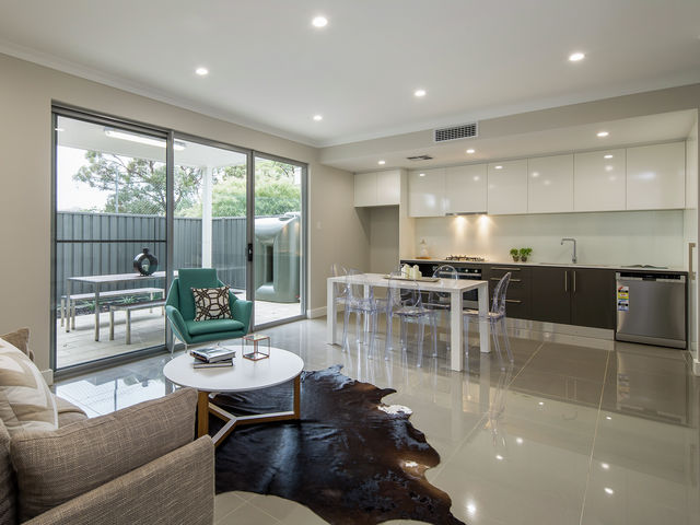 2/346 Regency Road Prospect