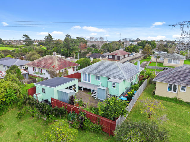 6 Lawrence Place Otara