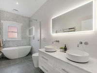 photo property thumbnail