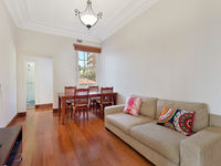 photo property thumbnail