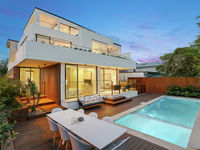 photo property thumbnail