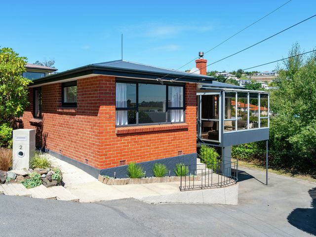 2 Shirley Place Kenmure