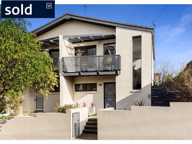 2/1 Cohuna Street Brunswick West