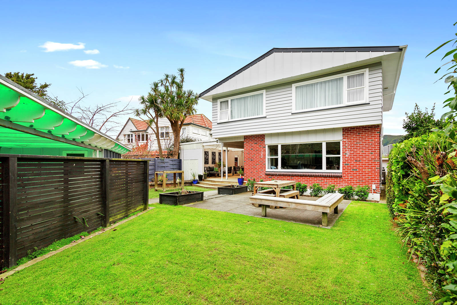 62 Penrose Street, Woburn 4 Bed House Private Treaty