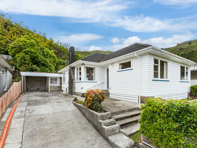 35 Castlerea Street Wainuiomata
