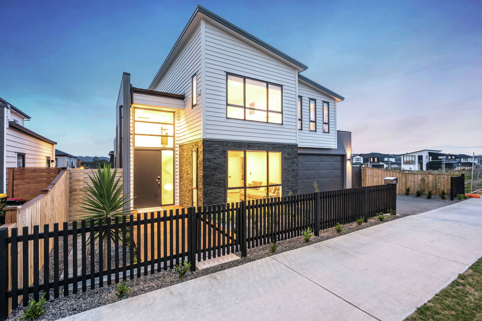 21 Craigs Way, Hobsonville 5 Bed House Auction Sold