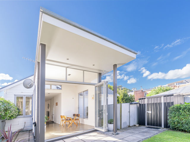 3/2C Valley Road Mount Eden