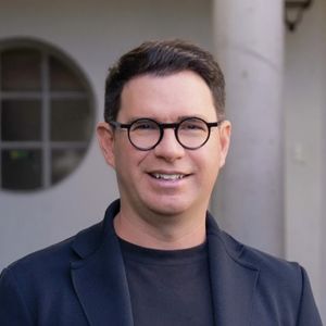 Photo of Josh Powell
