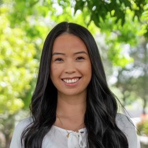 Photo of Lauren Lum