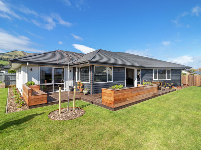 50 Hill Street North Richmond