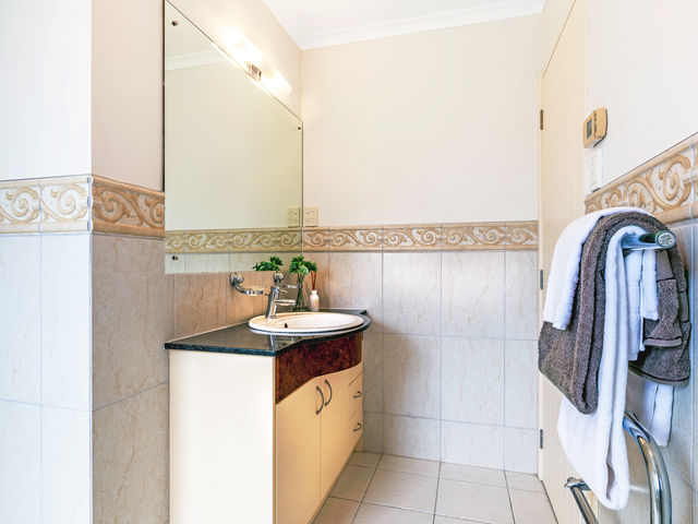 4 Bejoy Rise East Tamaki Heights