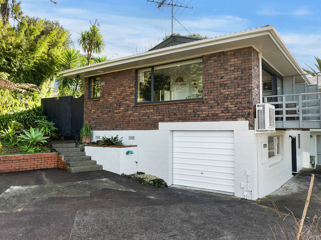 1/12 Impala Place Hillsborough