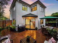 photo property thumbnail