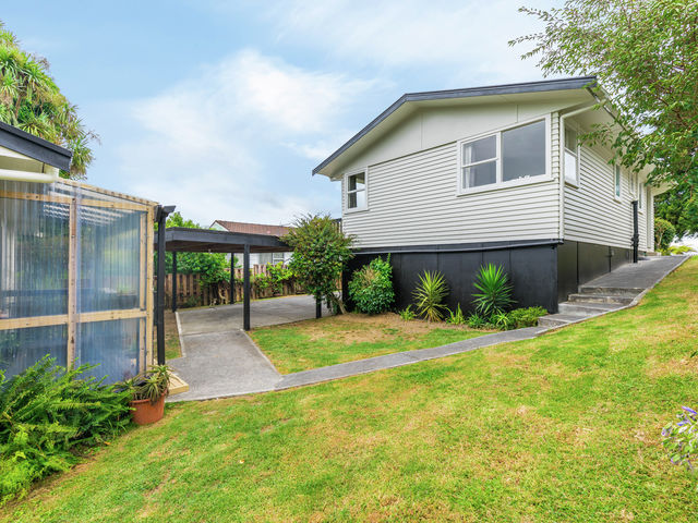 54 Helena Street Westgate, Auckland