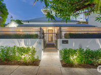 photo property thumbnail