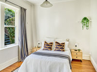 photo property thumbnail