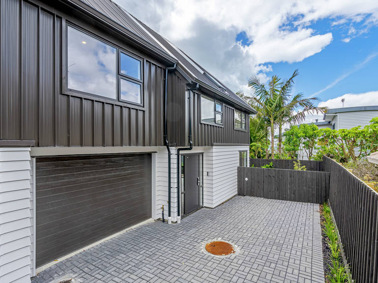 71C Seaview Road Castor Bay
