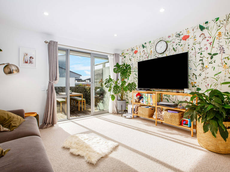 18/31 Princess Terrace Newtown