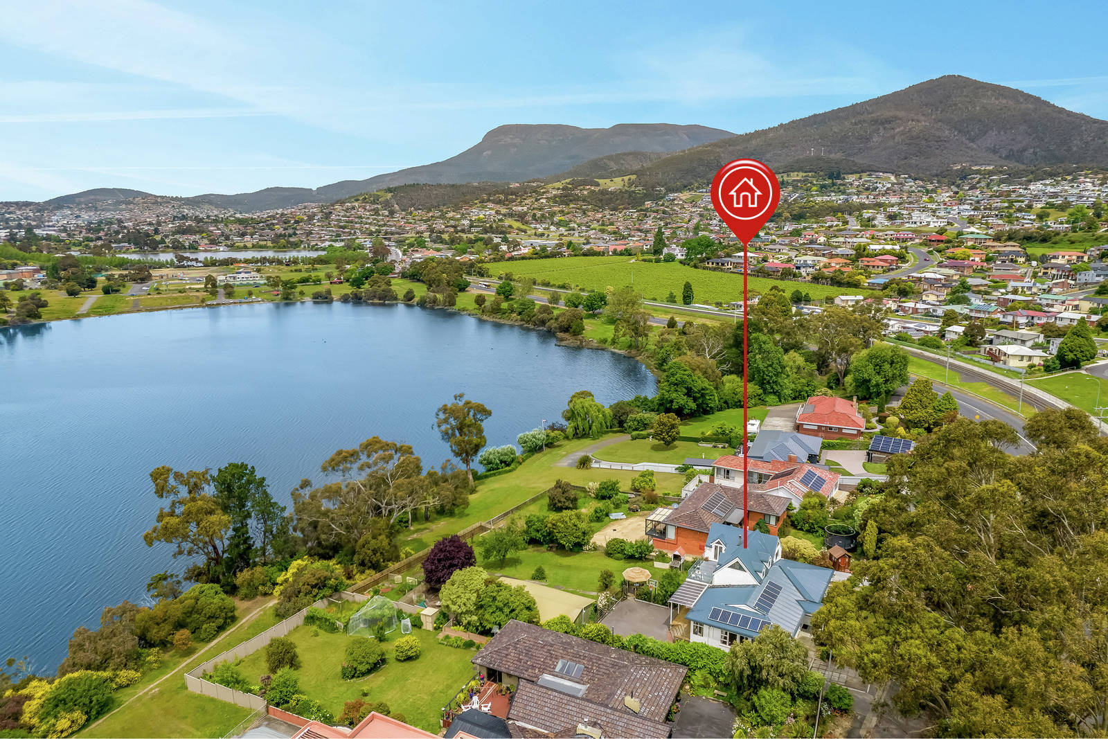 9 Lowestoft Avenue, Berriedale 6 Bed House For Sale