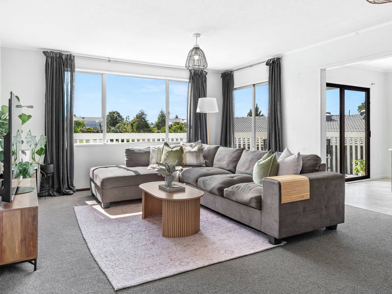 4 Cypress Gardens Place Onerahi