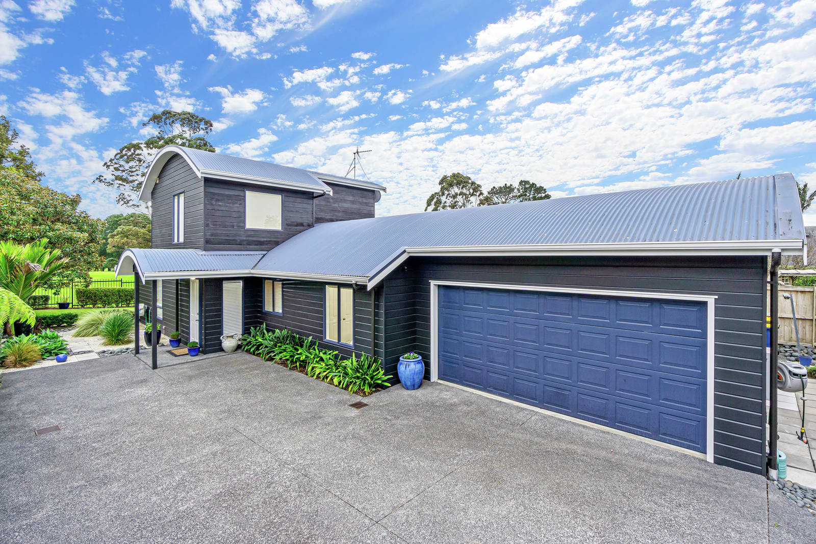 12 Fearnley Grove, Albany 3 Bed House Auction