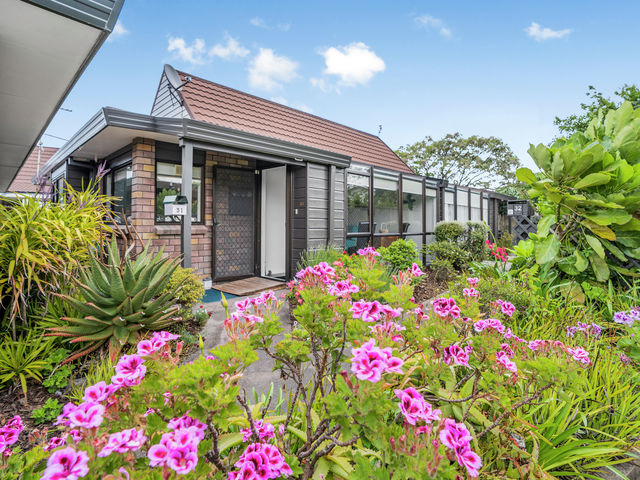 31/18 King Street Petone