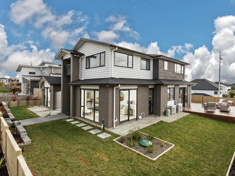 27 Te Oneroa Way Long Bay