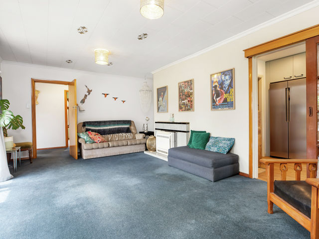 170 Quinns Road Shirley