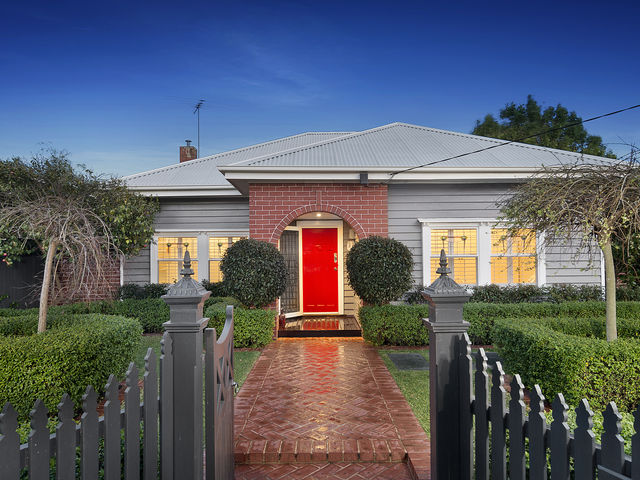 4 Best Street Oakleigh