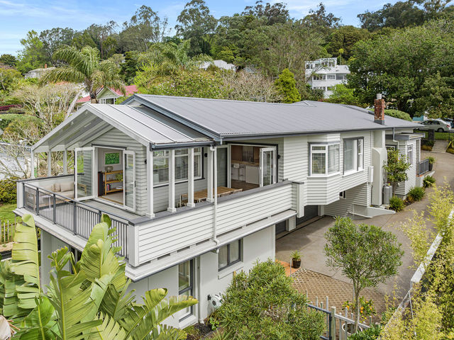 10 Sadgrove Terrace Mount Albert
