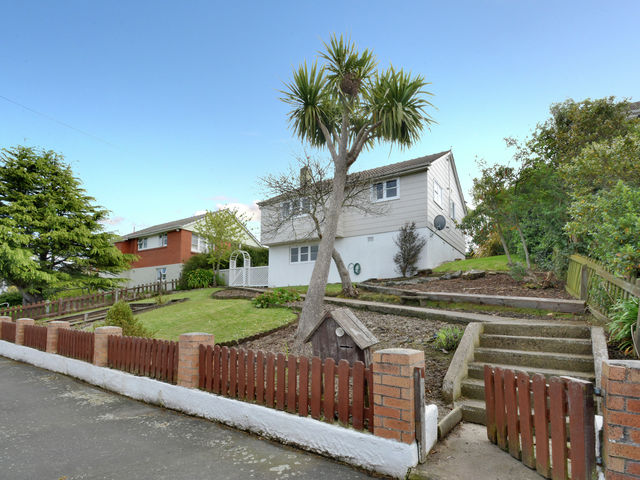 75 Columba Avenue Calton Hill