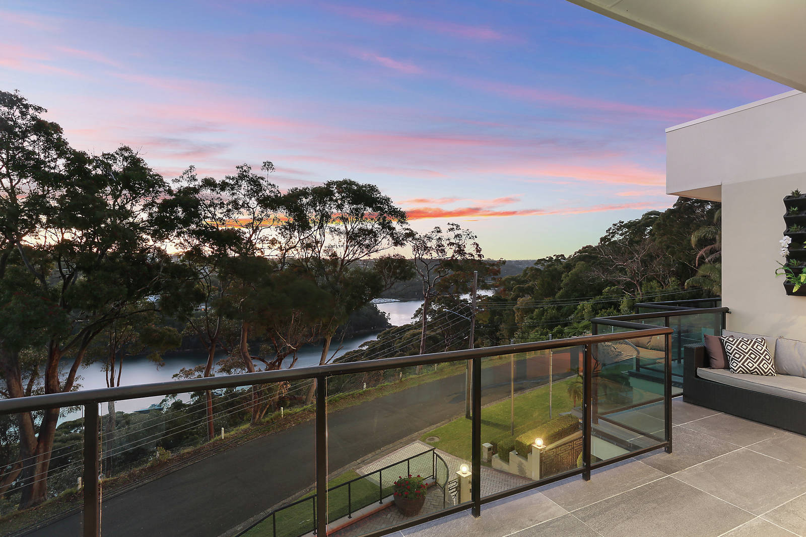 98 Killarney Drive, Killarney Heights 6 Bed House Auction