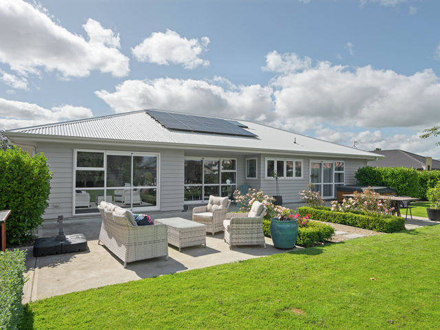4 Mervyn Brown Place Solway