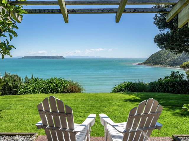 29 Ogilvy Terrace Plimmerton