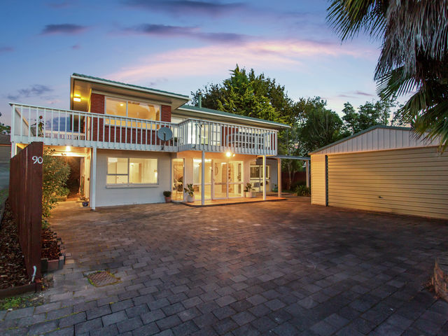 90 Seabrook Avenue New Lynn